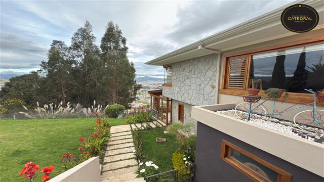 Villa Casa de Venta en Cuenca Ecuador sector Ricaurte