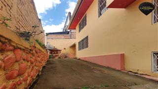 Villa Casa de Venta en Cuenca Ecuador sector Parque de la Luz