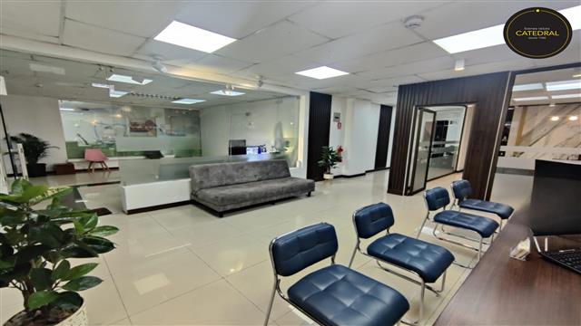 Local Comercial Oficina Edificio de Venta en Cuenca Ecuador sector 10 de Agosto