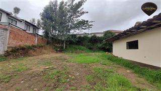 Terreno de Venta en Cuenca Ecuador sector primero de Mayo, redondel escuela pasos