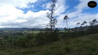 Terreno de Venta en Cuenca Ecuador sector Tarqui - Chaullayacu