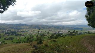 Terreno de Venta en Cuenca Ecuador sector Tarqui - Chaullayacu