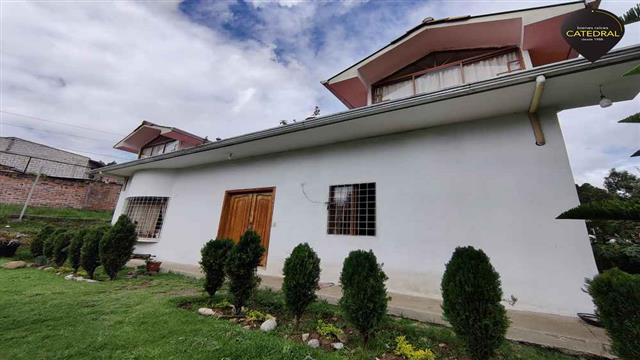 Villa Casa de Venta en Cuenca Ecuador sector Camino a Lazareto