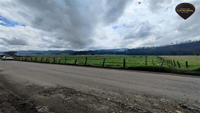Sitio Solar Terreno de Venta en Cuenca Ecuador sector Victoria del Portete 