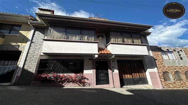Villa Casa de Venta en Cuenca Ecuador sector Totoracocha
