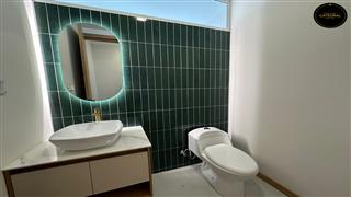 Villa Casa de Venta en Cuenca Ecuador sector Jardines del Rio