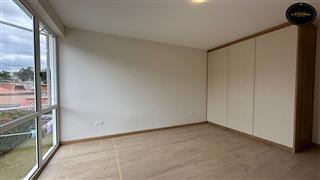 Villa Casa de Venta en Cuenca Ecuador sector Jardines del Rio