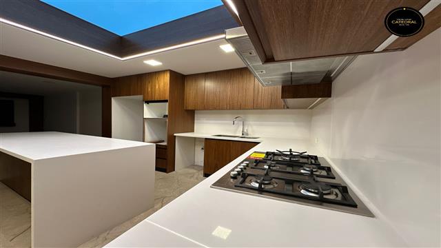 Departamento de Venta en Cuenca Ecuador sector Heroes de Verdeloma