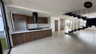 Villa Casa de Venta en Cuenca Ecuador sector Misicata