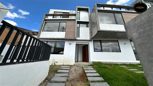 Villa Casa de Venta en Cuenca Ecuador sector Misicata