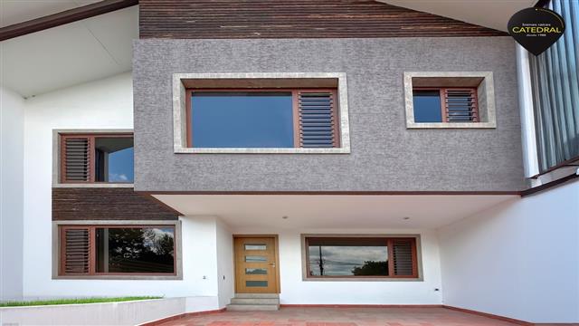 Villa Casa de Venta en Cuenca Ecuador sector Challuabamba