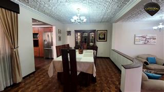 Villa Casa de Venta en Cuenca Ecuador sector Heroes de Verdeloma