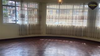 Villa Casa de Venta en Cuenca Ecuador sector Vega Muñoz
