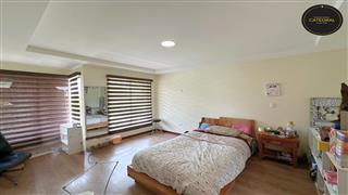 Villa Casa de Venta en Cuenca Ecuador sector Challuabamba - Quinta Pomelé