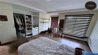 Villa Casa de Venta en Cuenca Ecuador sector Challuabamba - Quinta Pomelé