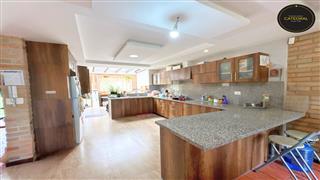 Villa Casa de Venta en Cuenca Ecuador sector Challuabamba - Quinta Pomelé