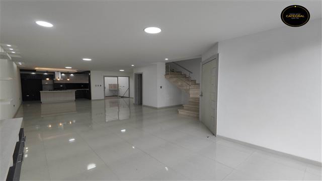 Villa Casa de Venta en Cuenca Ecuador sector Ricaurte 