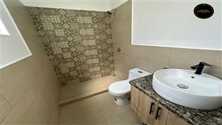 Villa Casa de Venta en Cuenca Ecuador sector Misicata - Baños