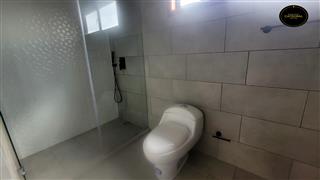 Villa Casa de Venta en Cuenca Ecuador sector UDA