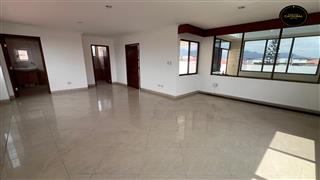 Villa Casa de Venta en Guayaquil Ecuador sector Portón de las Lomas