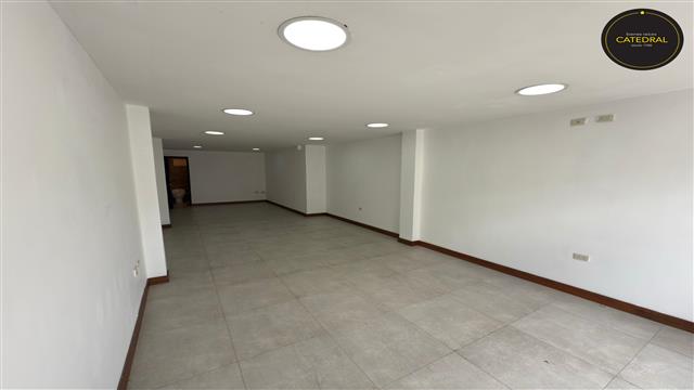 Local Comercial Oficina Edificio de Venta en Cuenca Ecuador sector Universidad De Cuenca