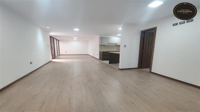 Departamento de Venta en Cuenca Ecuador sector Puertas del Sol