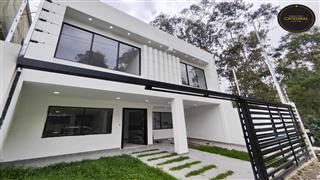 Villa Casa de Venta en Cuenca Ecuador sector Turi