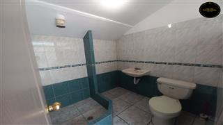 Villa Casa de Venta en Cuenca Ecuador sector Registro de la Propiedad
