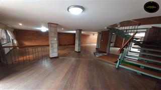 Villa Casa de Venta en Cuenca Ecuador sector Registro de la Propiedad