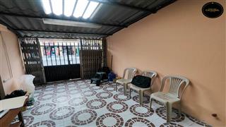 Villa Casa de Venta en Cuenca Ecuador sector Batan Shopping