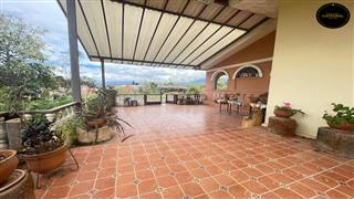 Villa Casa de Venta en Cuenca Ecuador sector Ricaurte