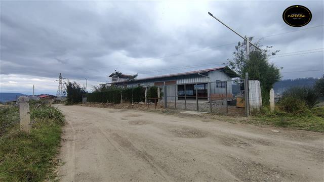 Nave Industrial de Venta en Cuenca Ecuador sector Paccha