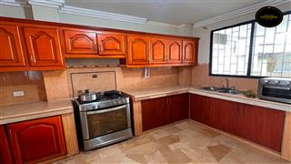 Villa Casa de Venta en Guayaquil Ecuador sector Urb. Polaris