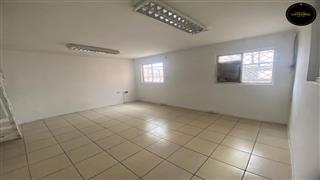 Nave Industrial de Alquiler en Cuenca Ecuador sector Las Orquideas