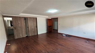 Villa Casa de Venta en Cuenca Ecuador sector Primero de Mayo 