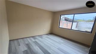 Villa Casa de Venta en Azogues Ecuador sector zhigzhiquin