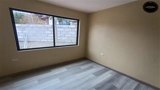 Villa Casa de Venta en Azogues Ecuador sector zhigzhiquin