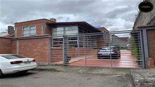 Villa Casa de Venta en Cuenca Ecuador sector Ciudadela de los ingenieros
