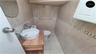 Villa Casa de Venta en Cuenca Ecuador sector Urbanización Rio Sol