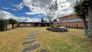 Villa Casa de Venta en Cuenca Ecuador sector Ciudadela de los Ingenieros 