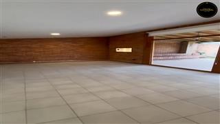 Villa Casa de Venta en Cuenca Ecuador sector Ciudadela de los Ingenieros 