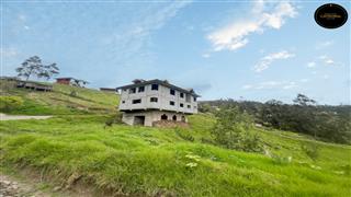 Villa Casa de Venta en Cuenca Ecuador sector EL VALLE