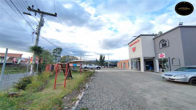 Local Comercial Oficina Edificio de Alquiler en Cuenca Ecuador sector Monay Baguanchi