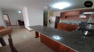 Departamento de Alquiler en Cuenca Ecuador sector Solano - Av. 10 De Agosto