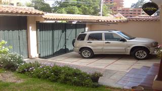 Villa Casa de Venta en Cuenca Ecuador sector Hotel Oro Verde