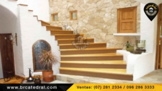 Villa Casa de Venta en Cuenca Ecuador sector Avenida Primero de Mayo