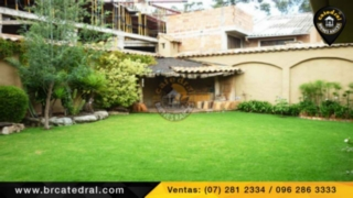 Villa Casa de Venta en Cuenca Ecuador sector Avenida Primero de Mayo