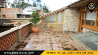 Villa Casa de Venta en Cuenca Ecuador sector Avenida Primero de Mayo